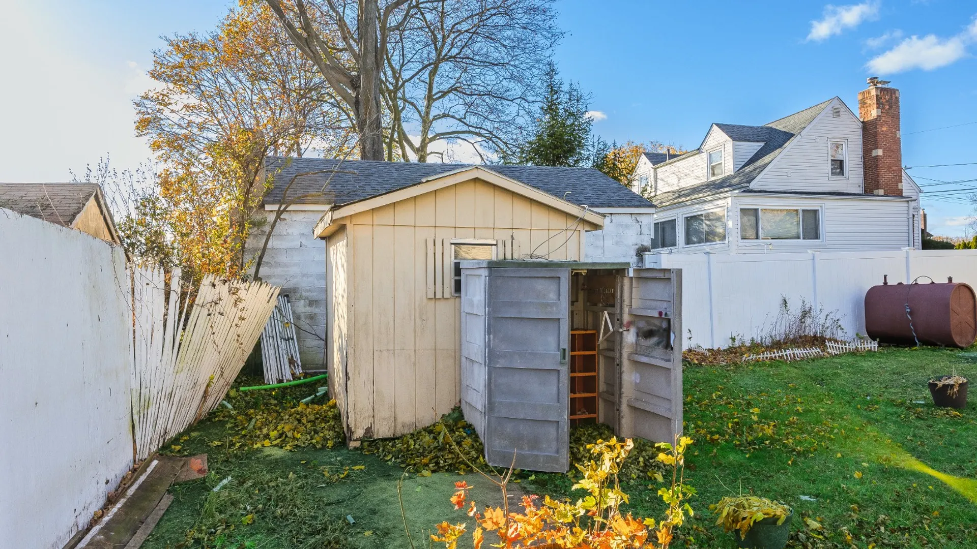 Property at 1565 10th St, West Babylon, NY 11704 29
