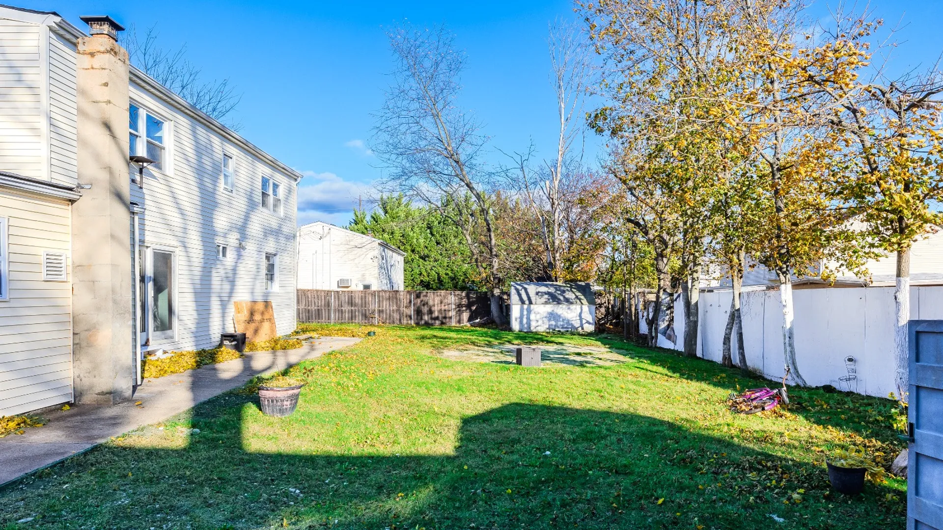 Property at 1565 10th St, West Babylon, NY 11704 31
