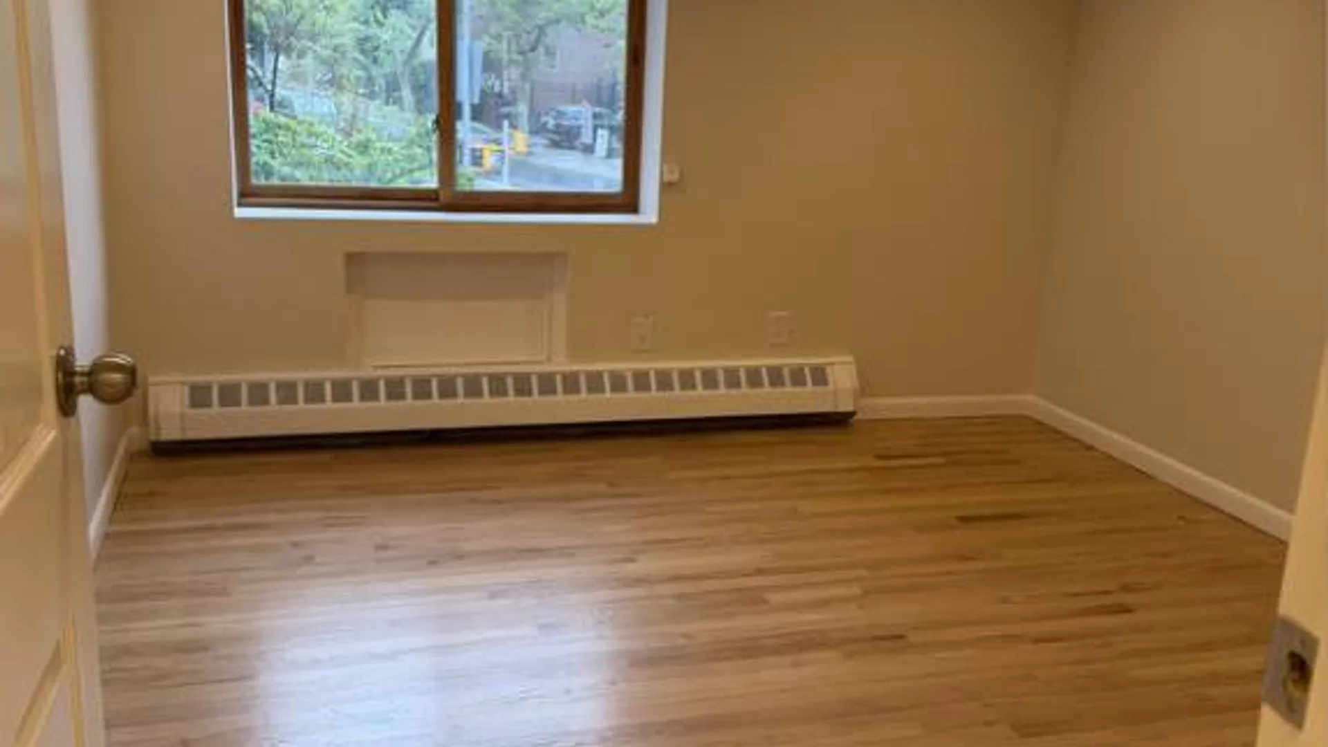 Property at 118-82 Metropolitan Ave, Kew Gardens, NY 11415 12