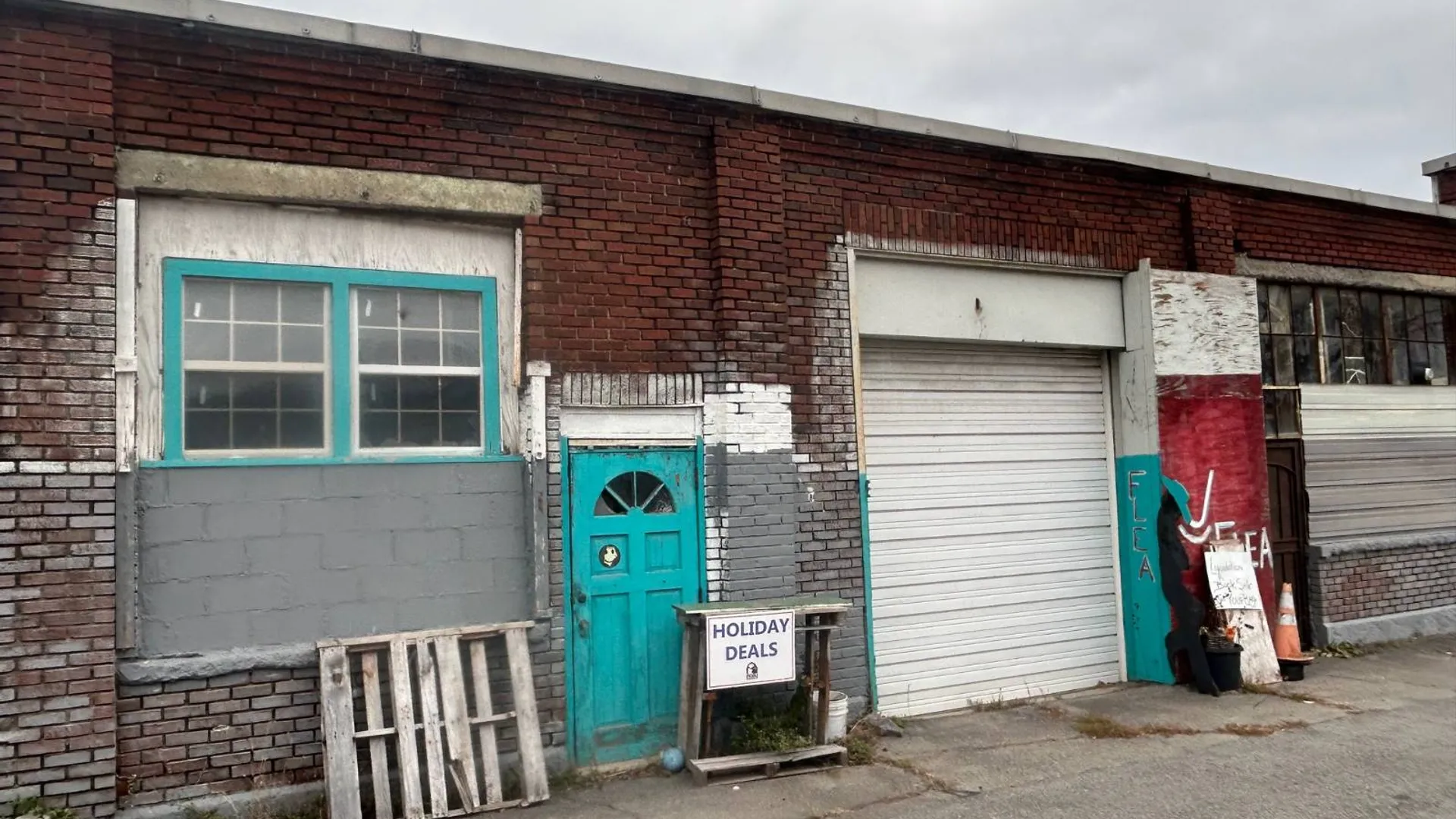 Property at 397 West Main Street, Amsterdam, NY 12010 5