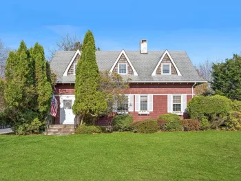 Property at 201 HERRICK RD, Southampton, NY 11968