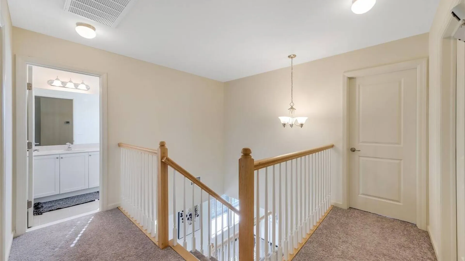 Property at 7 Pondview Circle, Shirley, NY 11967 26
