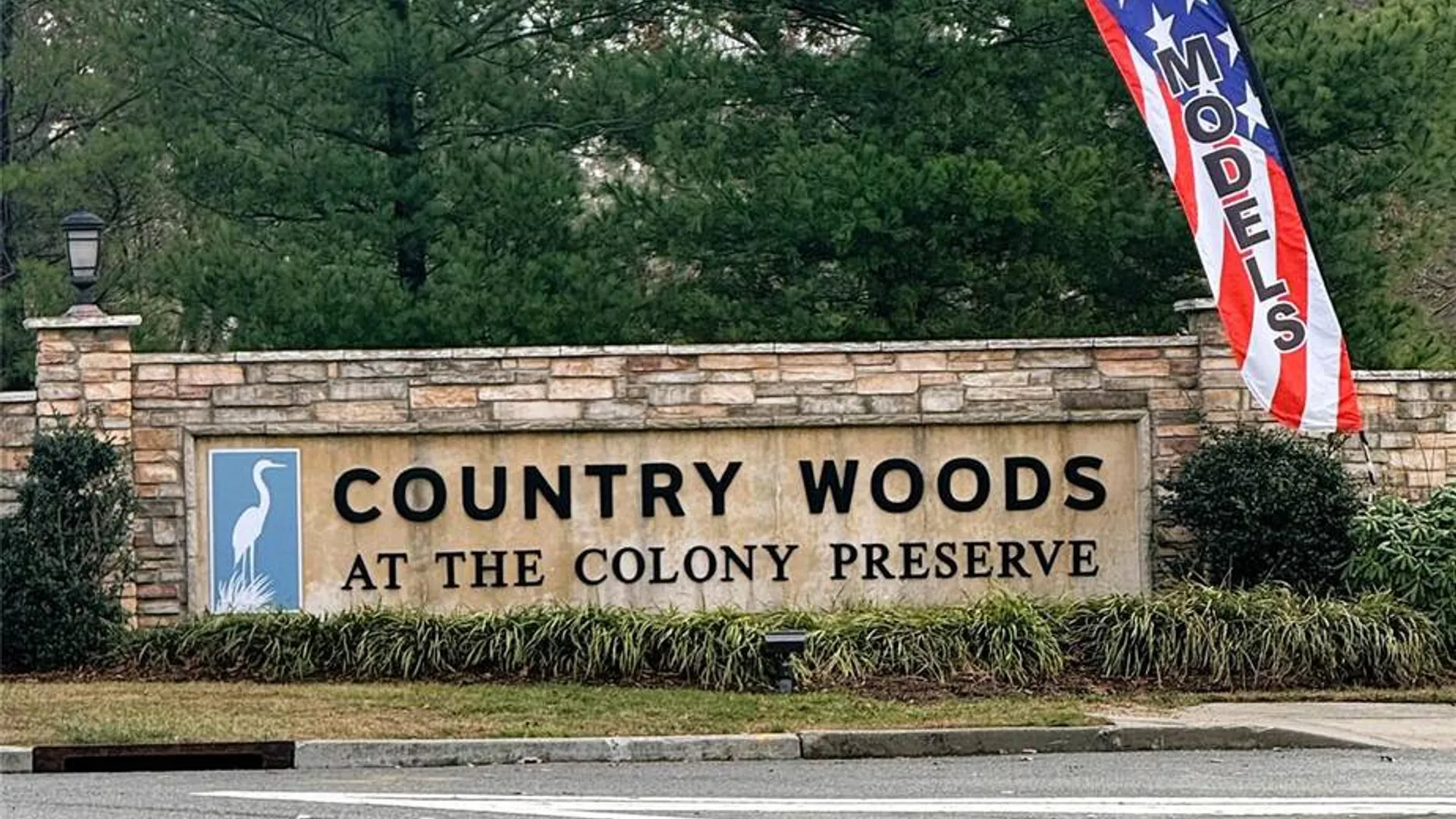 Property at 7 Pondview Circle, Shirley, NY 11967 43
