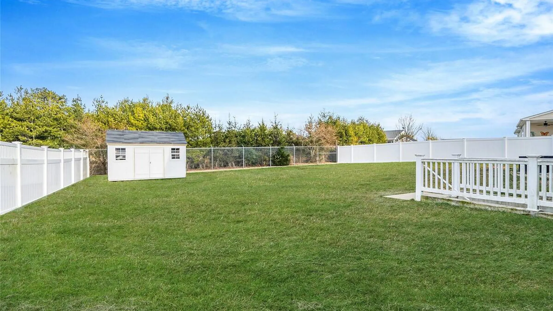 Property at 7 Pondview Circle, Shirley, NY 11967 7