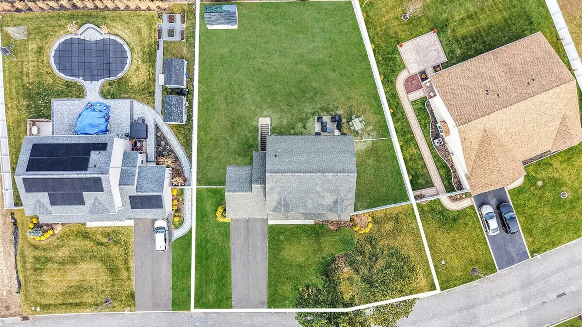 Property at 7 Pondview Circle, Shirley, NY 11967 8
