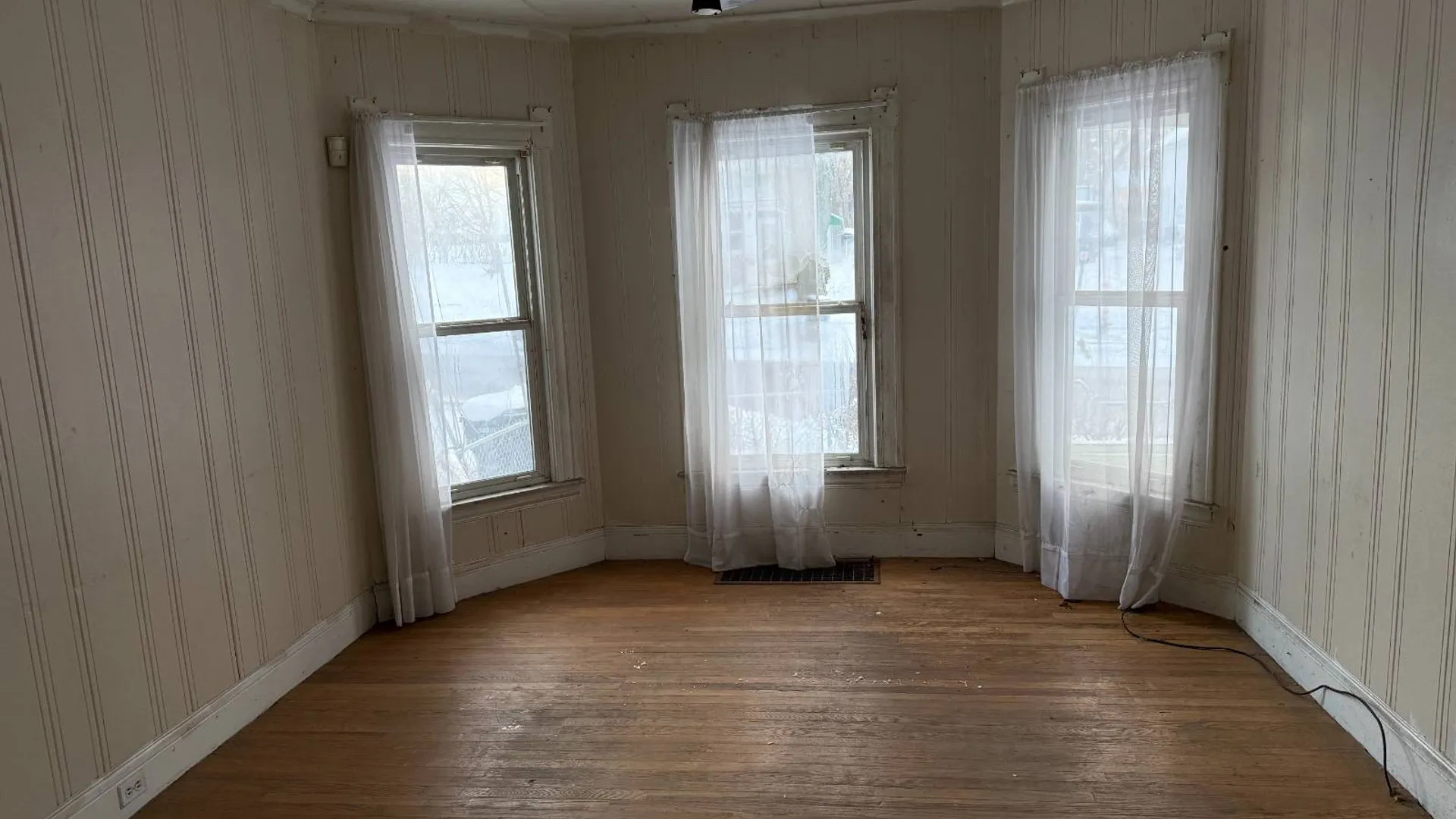 Property at 1131 Lemoyne Ave, Syracuse, NY 13208 9