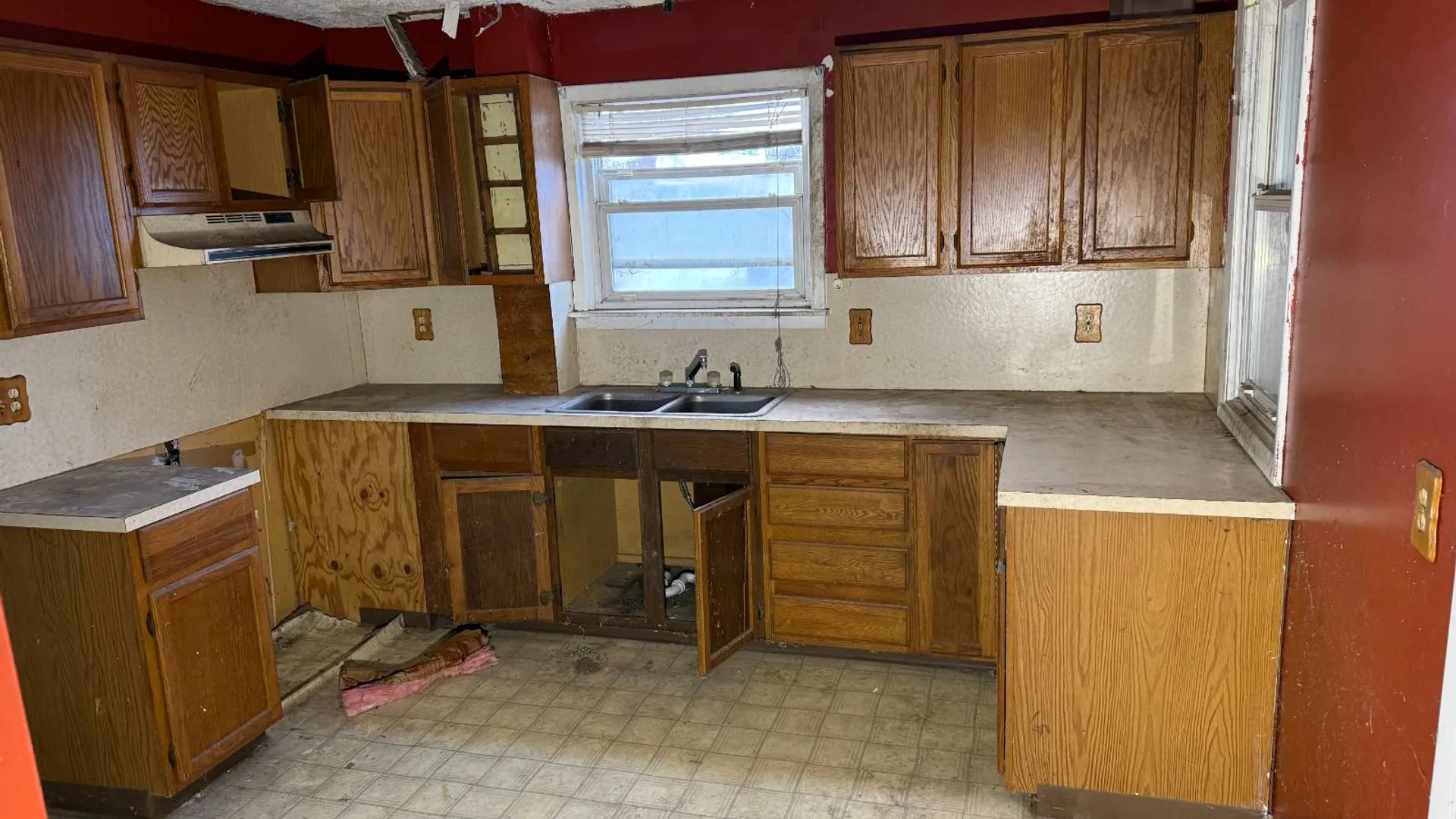 Property at 1131 Lemoyne Ave, Syracuse, NY 13208 13