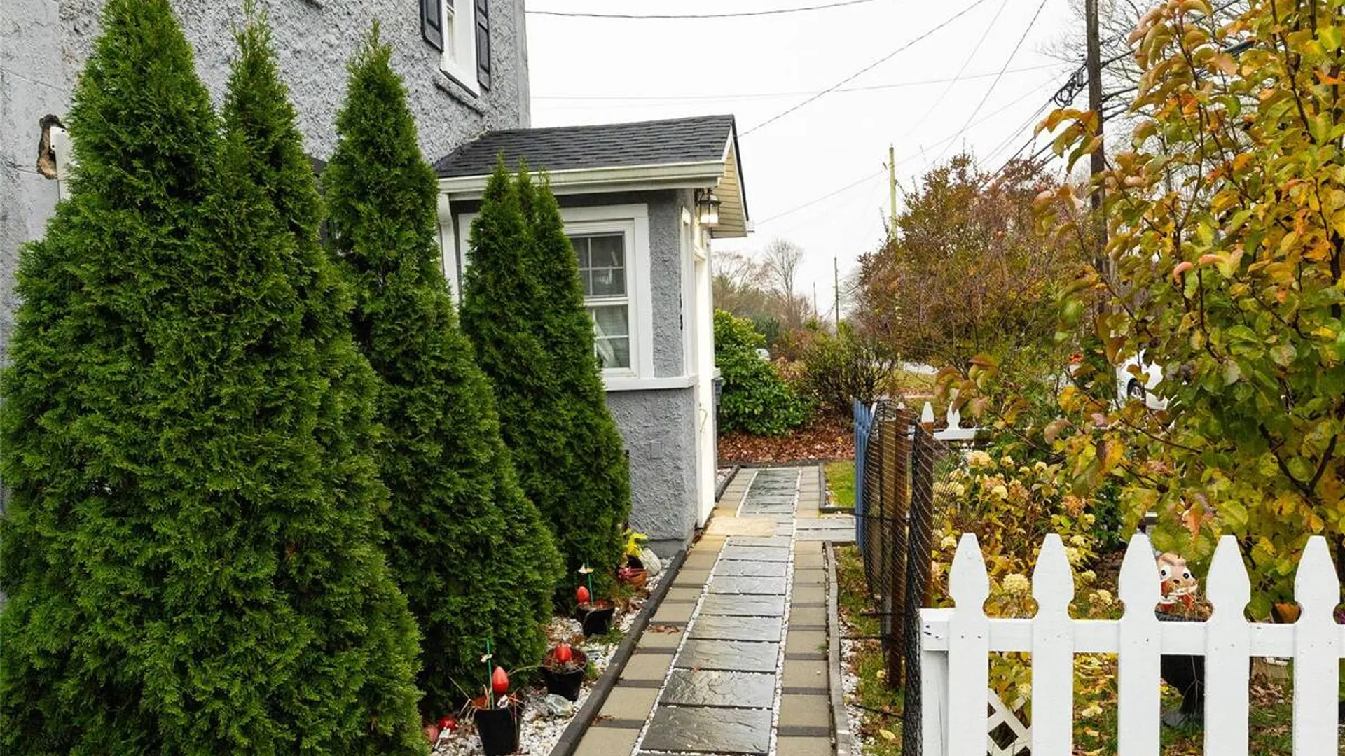 Property at 163 Orchard Road, East Patchogue, NY 11772 4