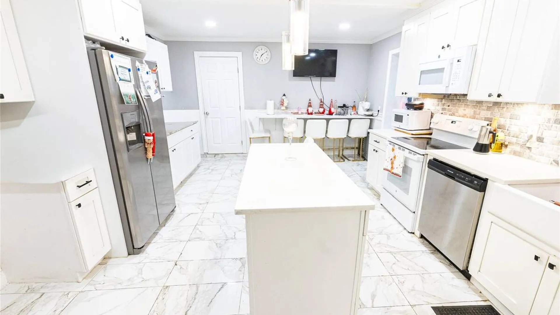 Property at 163 Orchard Road, East Patchogue, NY 11772 6