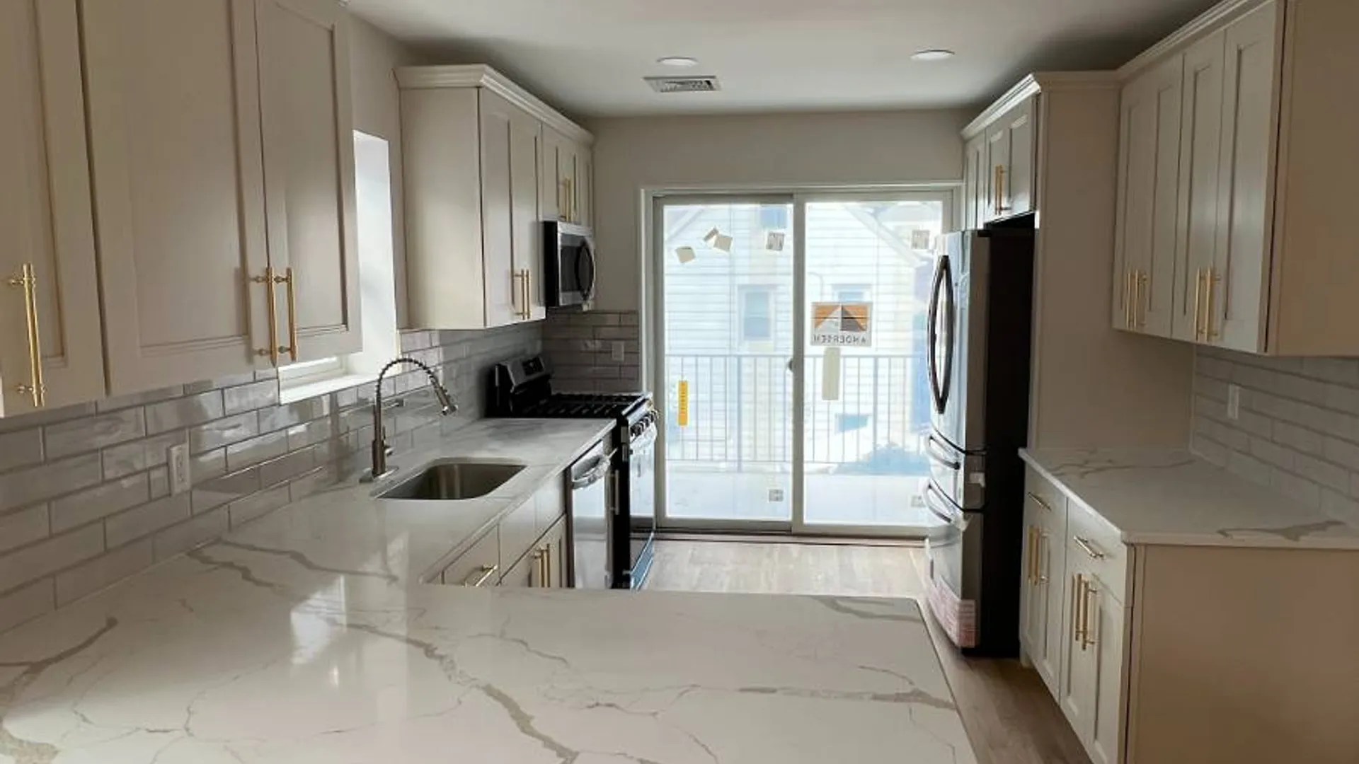 Property at 2757 TENBROECK AVE, Bronx, NY 10469 9