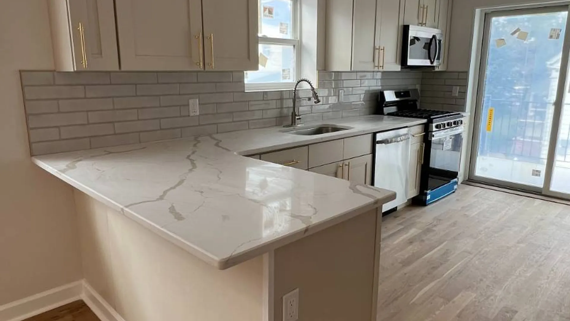 Property at 2757 TENBROECK AVE, Bronx, NY 10469 10