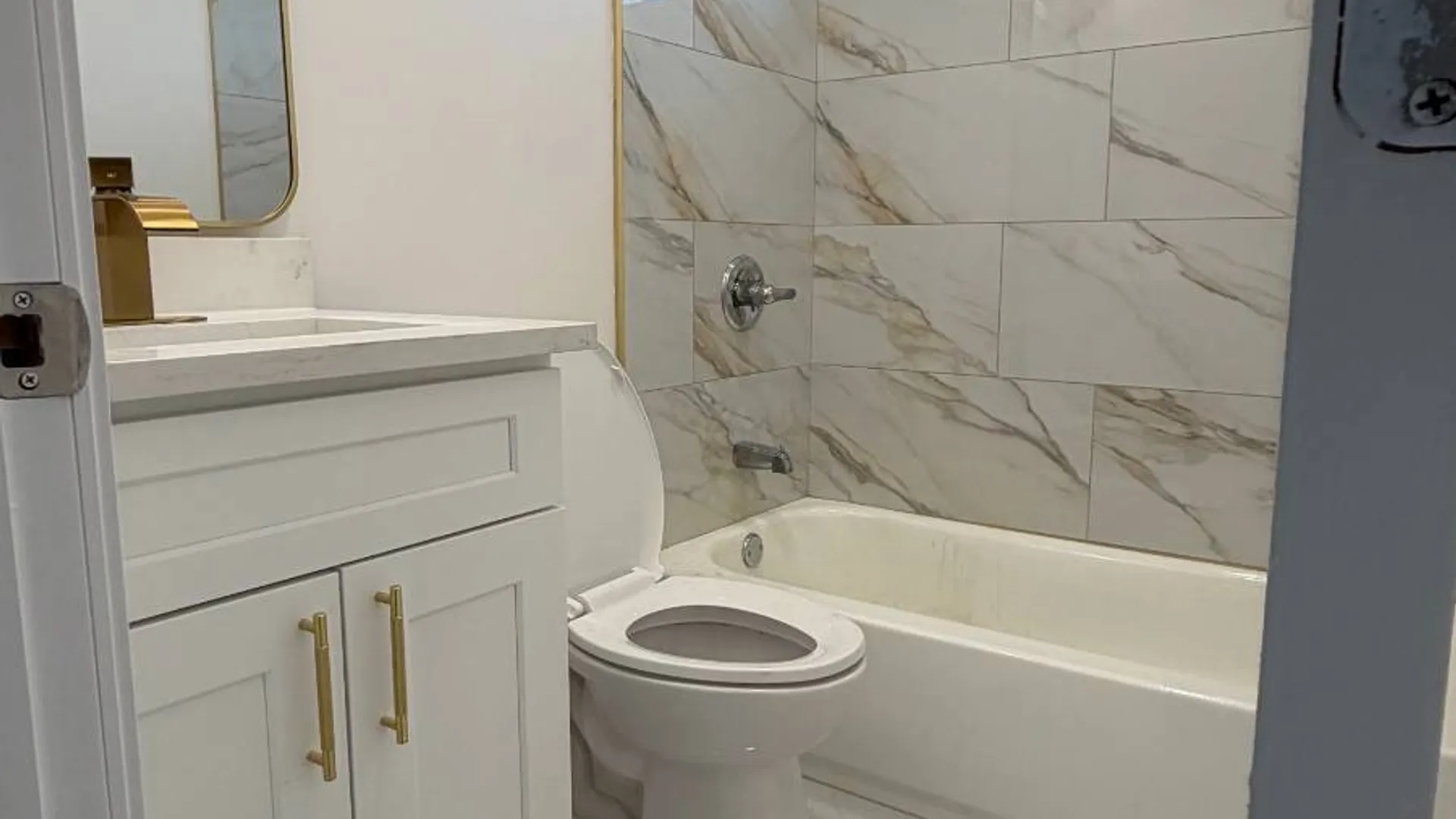 Property at 2757 TENBROECK AVE, Bronx, NY 10469 28