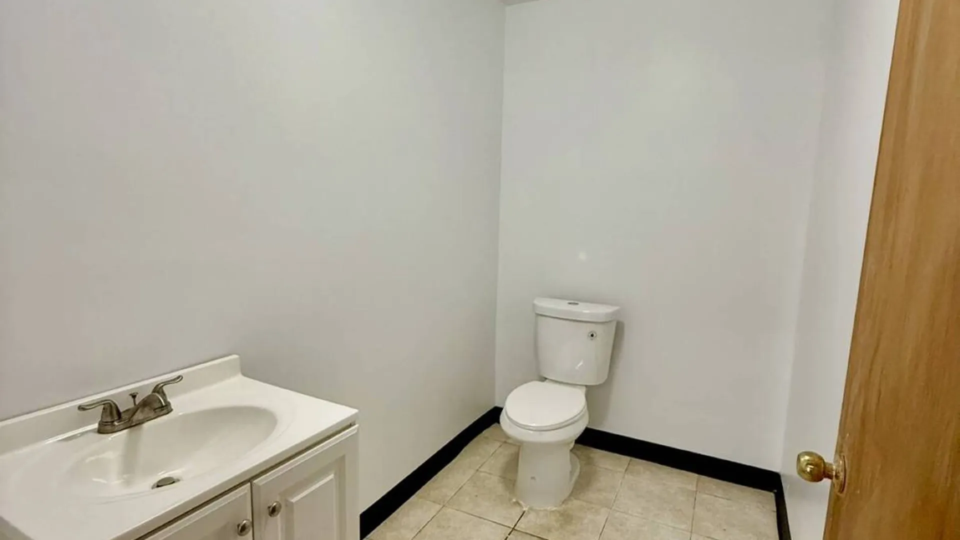 Property at 21-01 College Point Blvd, College Point, NY 11356 6