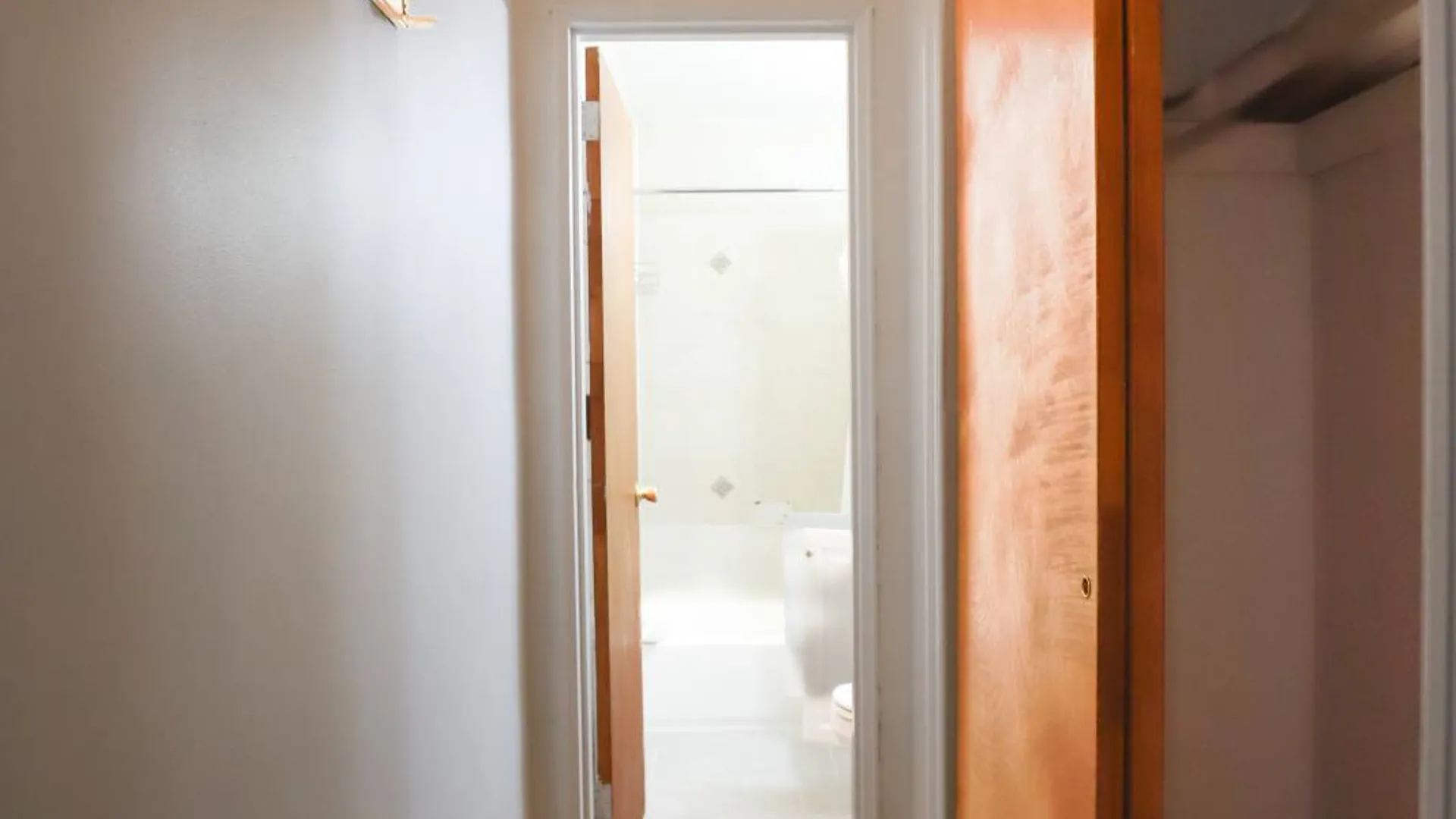 Property at 53-11 90 Street, Elmhurst, NY 11373 8