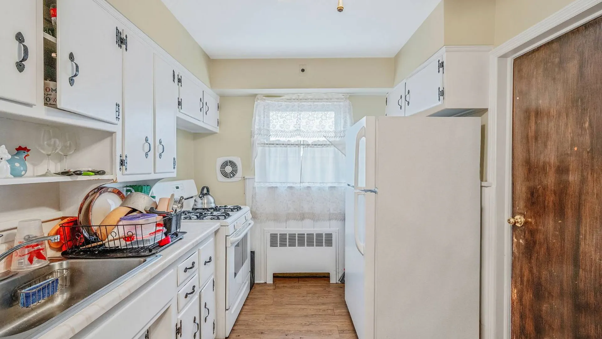 Property at 34 Meyer Avenue, Valley Stream, NY 11580 19