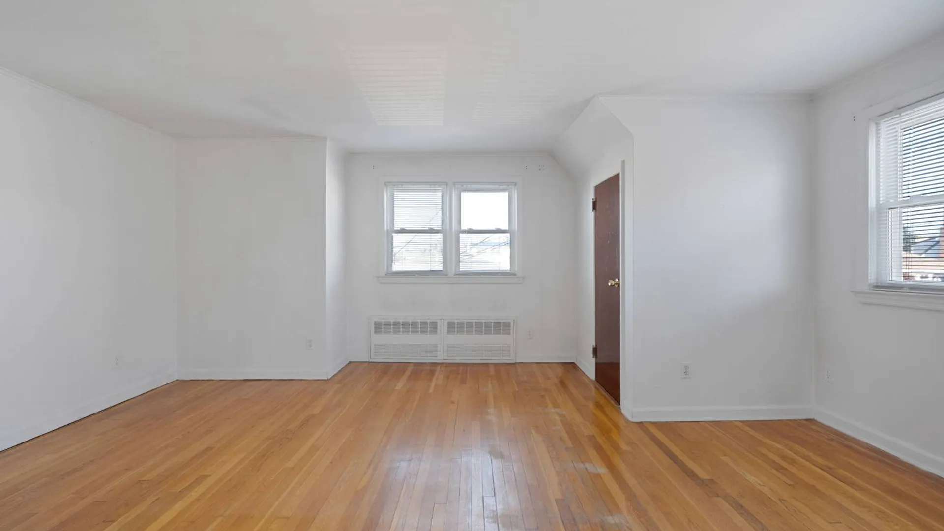 Property at 34 Meyer Avenue, Valley Stream, NY 11580 29