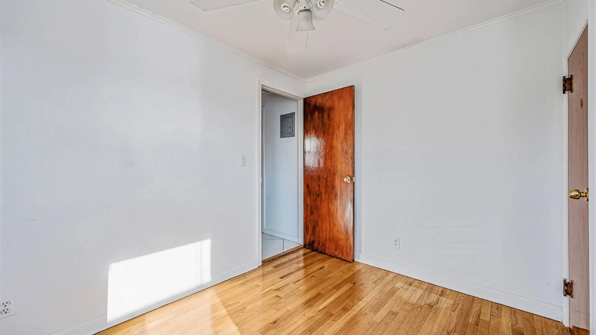 Property at 34 Meyer Avenue, Valley Stream, NY 11580 42
