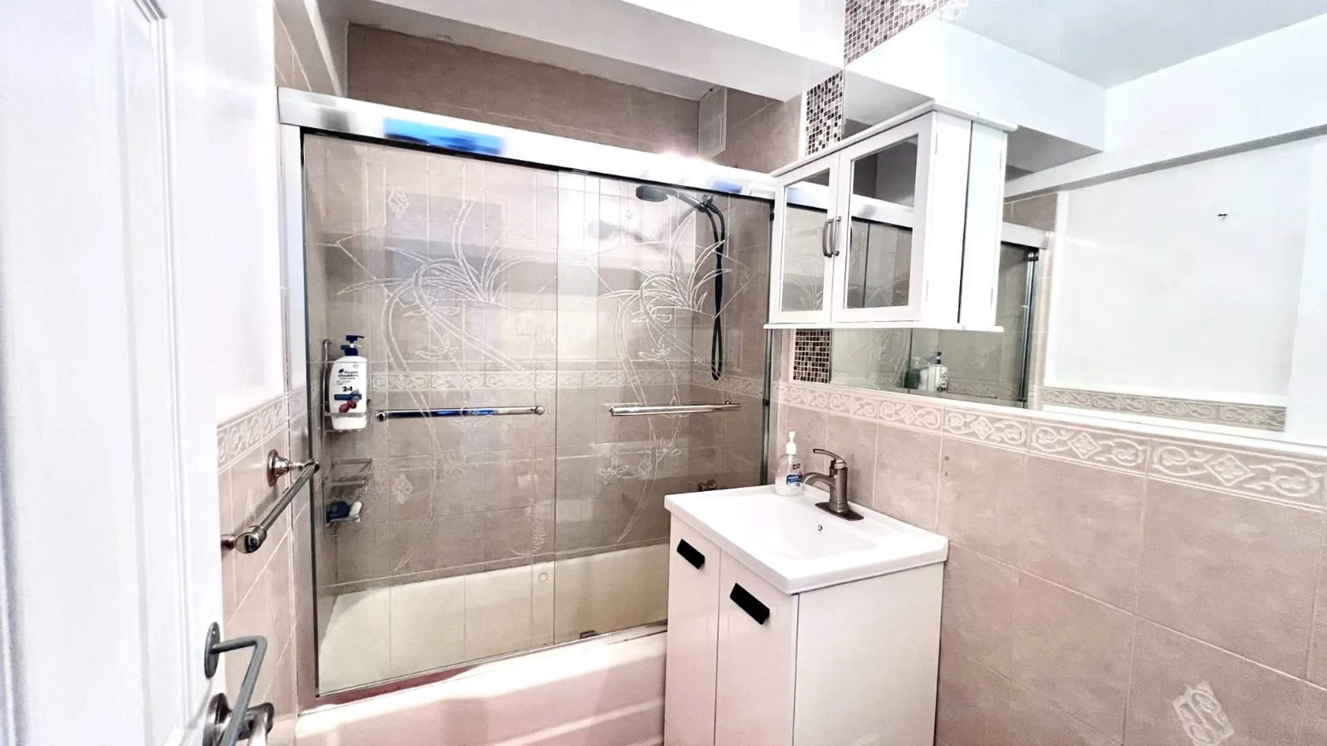 Property at 34-20 Parsons Blvd, Flushing, NY 11354 8