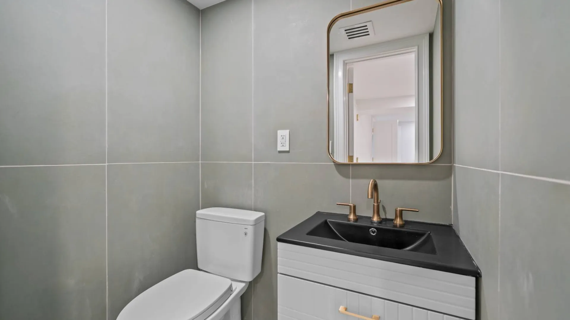 Property at 2729 Bedford Ave, BROOKLYN, NY 11210 25