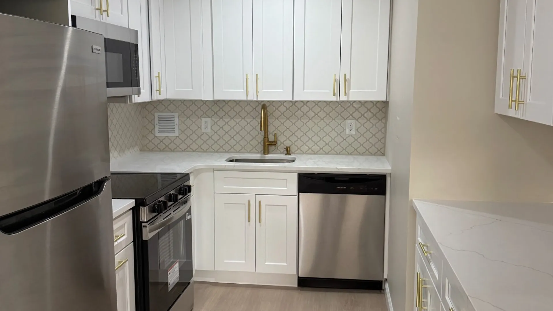 Property at 166-31 9TH Avenue, Whitestone, NY 11357 3