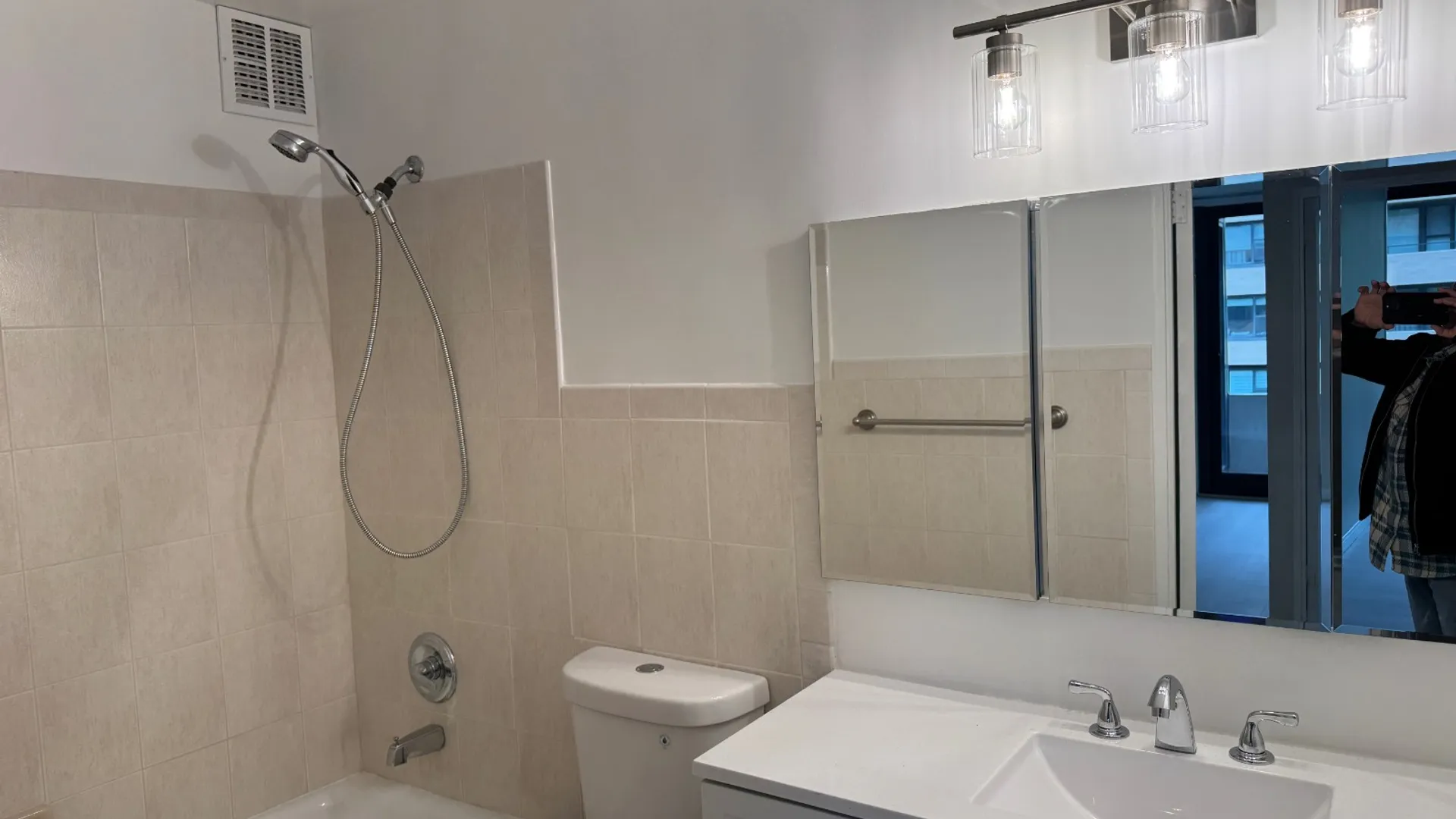 Property at 166-31 9TH Avenue, Whitestone, NY 11357 6