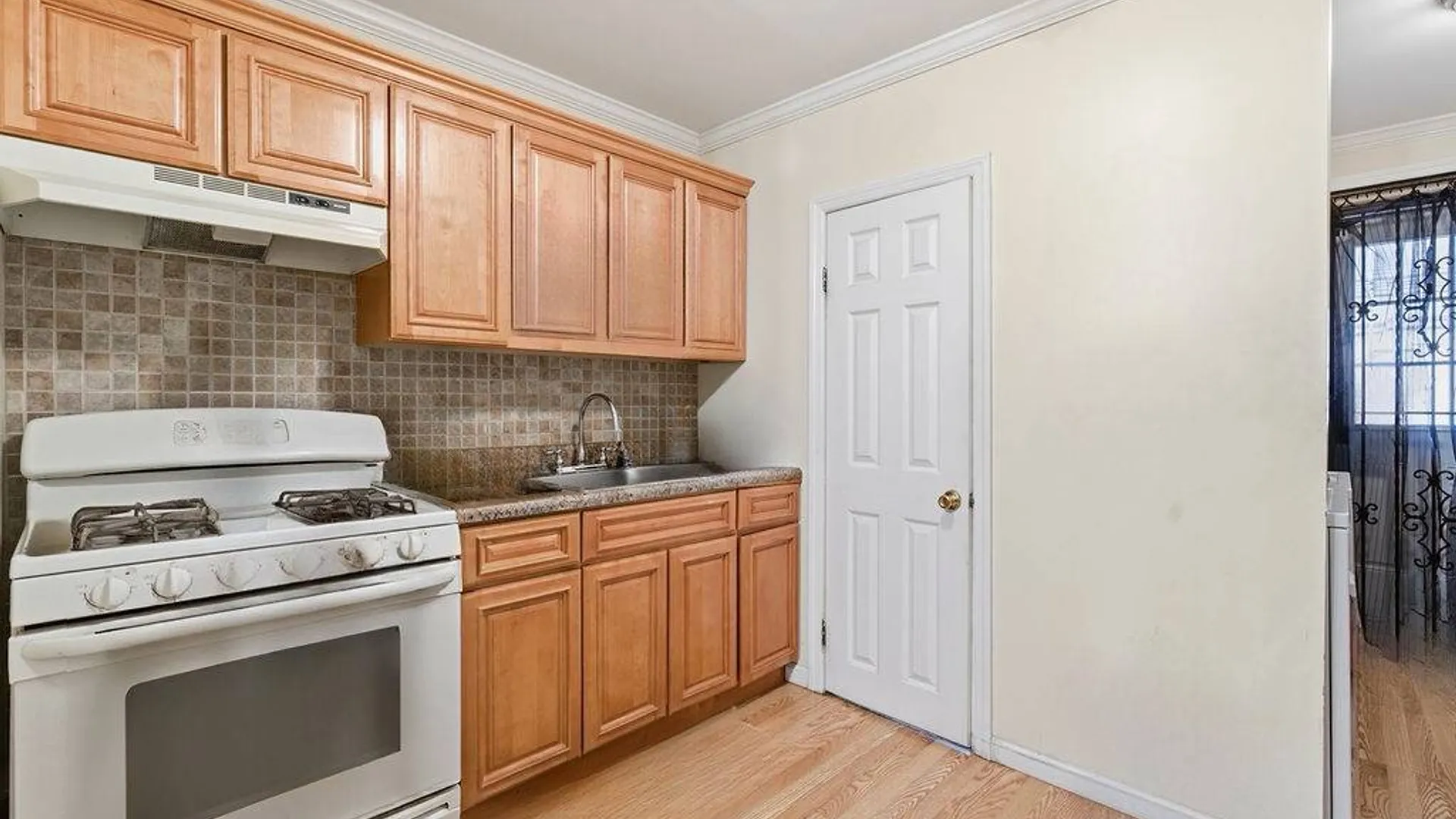 Property at 87-03 95th Avenue, Ozone Park, NY 11416 15