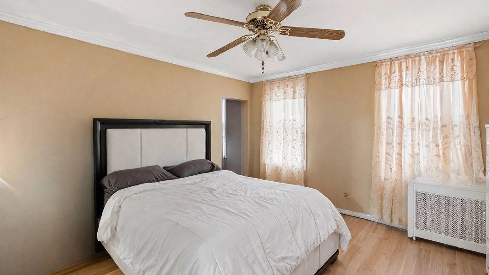 Property at 87-03 95th Avenue, Ozone Park, NY 11416 17