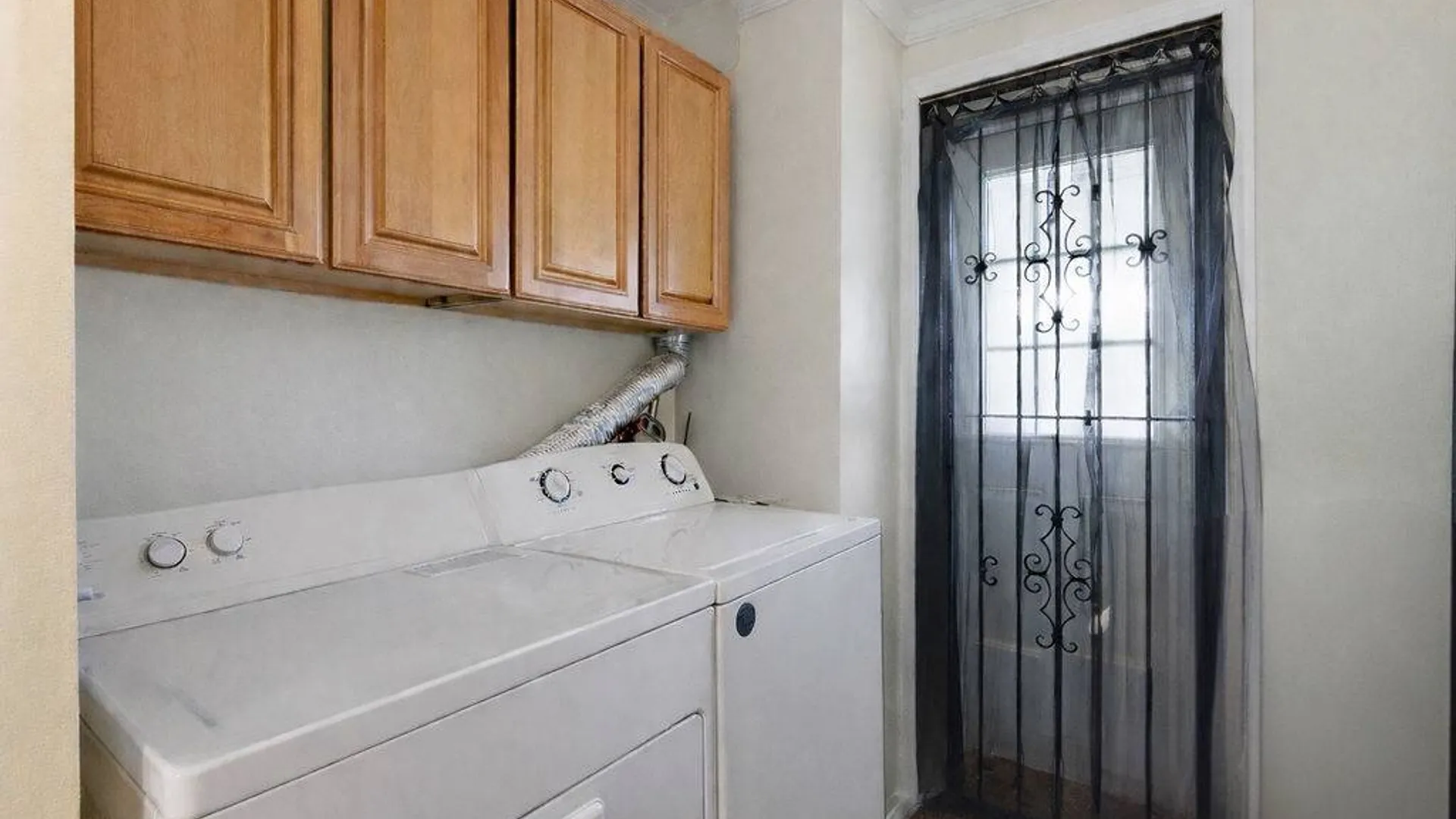 Property at 87-03 95th Avenue, Ozone Park, NY 11416 16