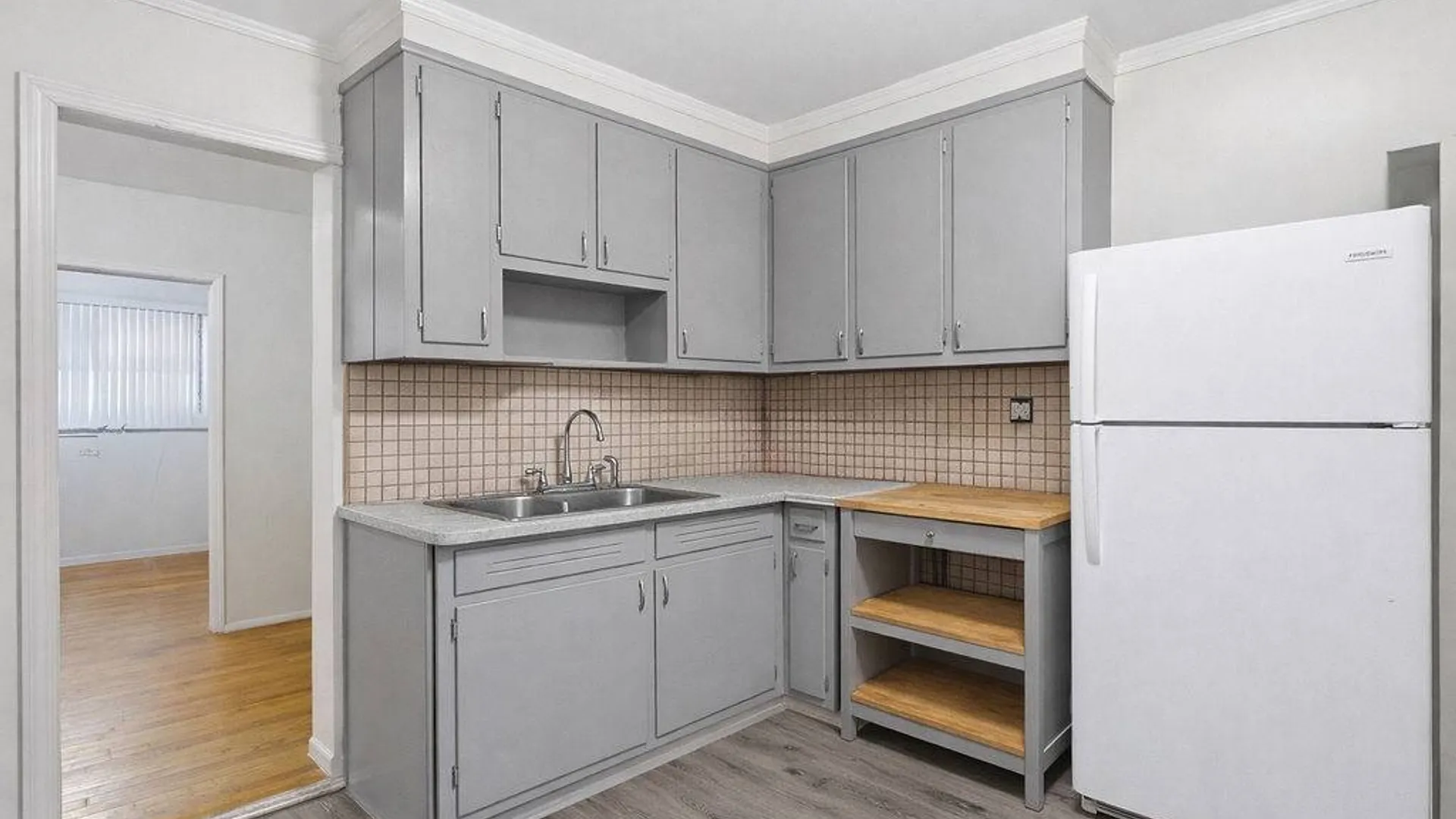 Property at 87-03 95th Avenue, Ozone Park, NY 11416 3