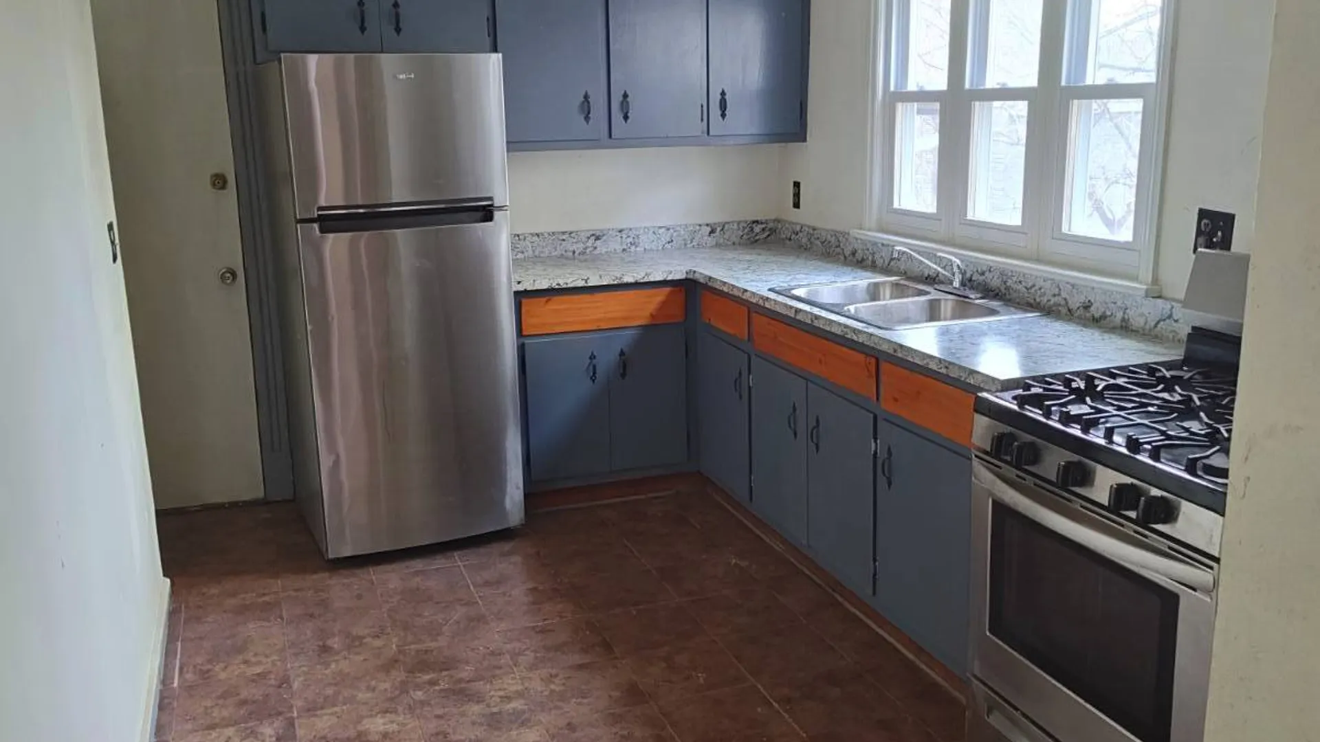 Property at 118 Winter Avenue, Staten Island, NY 10301 4