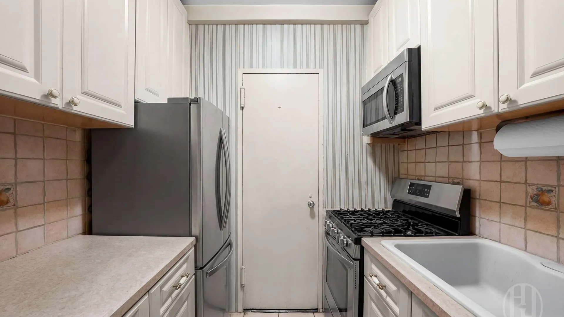 Property at 45 East End Avenue, New York, NY 10028 10