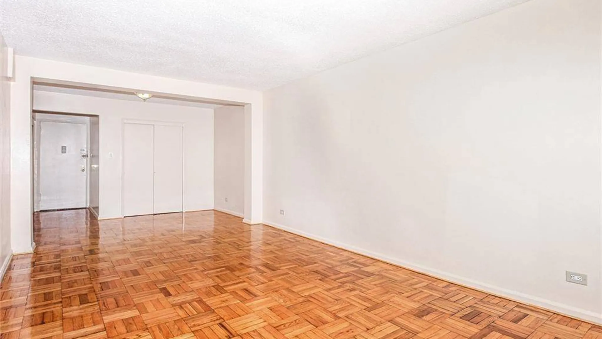 Property at 3531 Bronxwood Avenue, Bronx, NY 10469 7