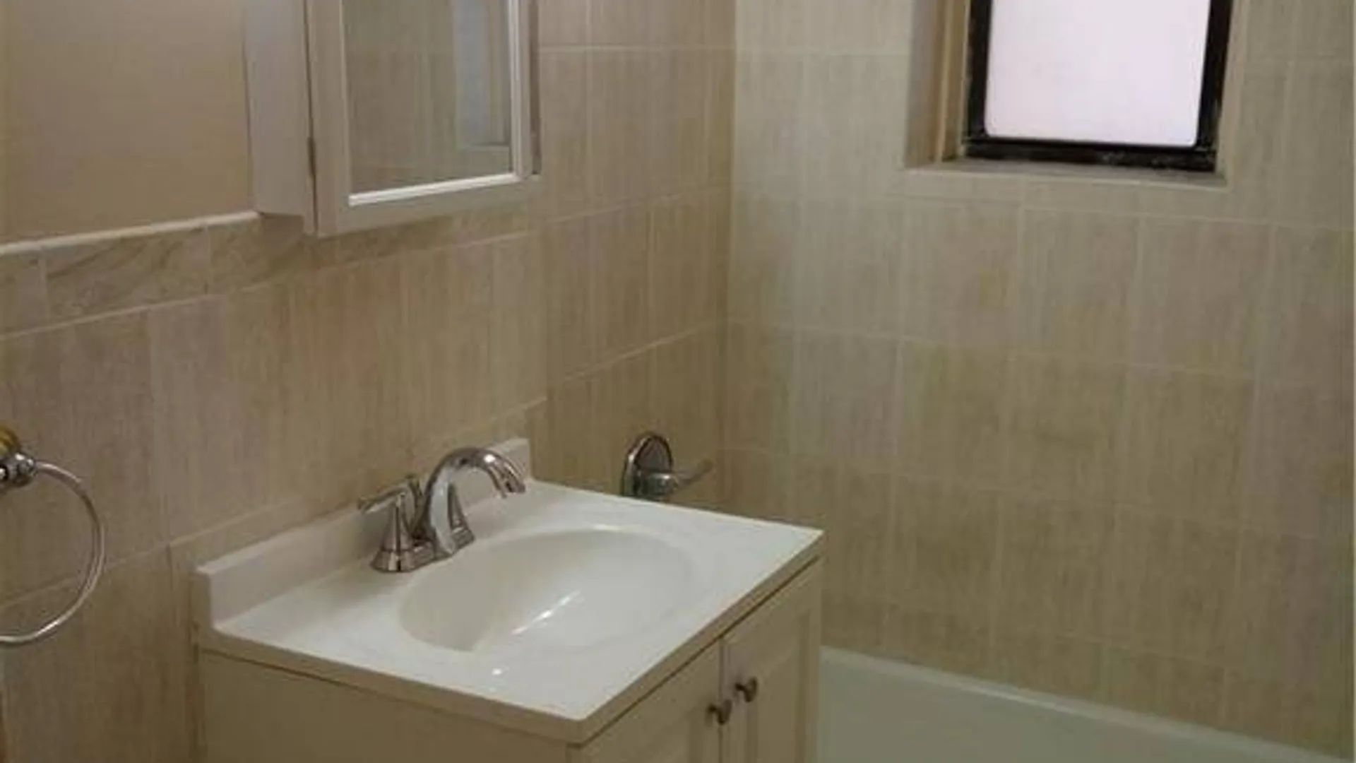 Property at 3531 Bronxwood Avenue, Bronx, NY 10469 13
