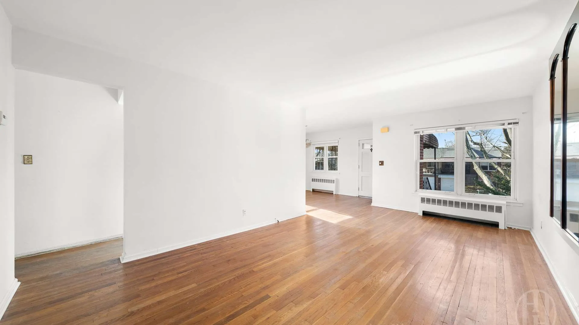 Property at 24 -29 78th St, Queens, NY 11370 15