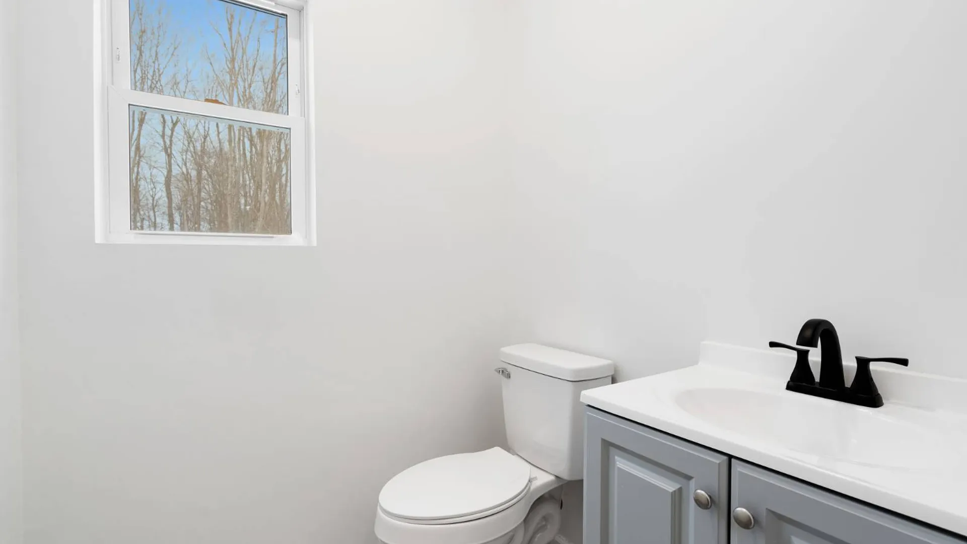 Property at 28 Northern Ave, Walden, NY 12586 10