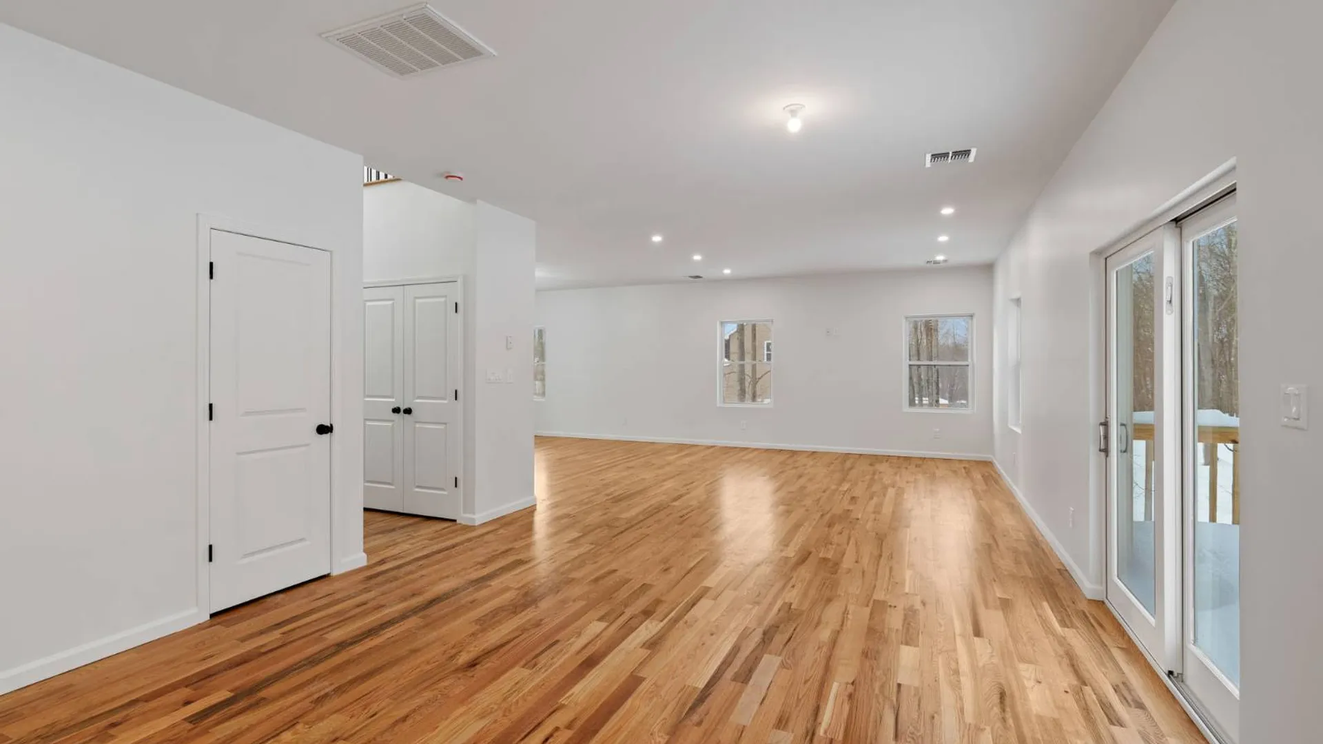 Property at 28 Northern Ave, Walden, NY 12586 23