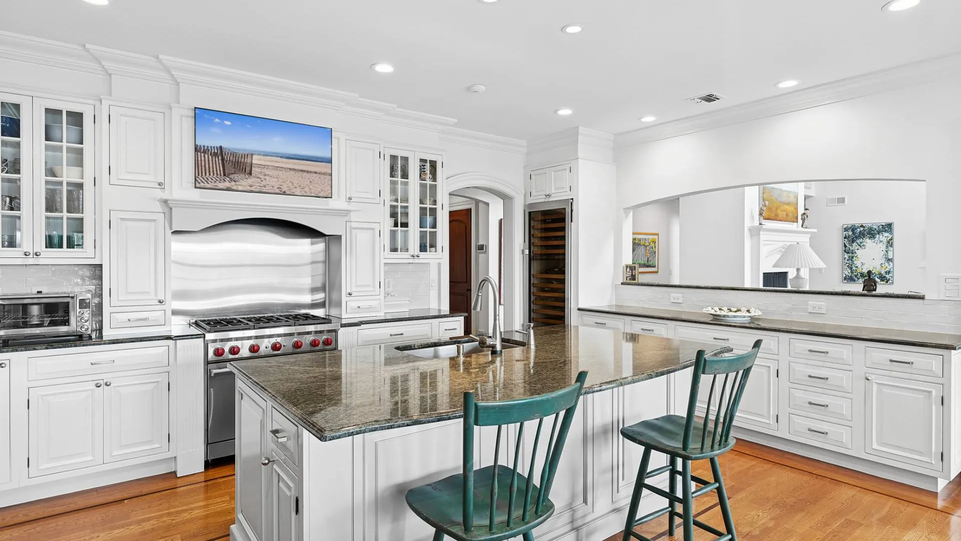 Property at 7 Kellis Way, Bridgehampton, NY 11932 9