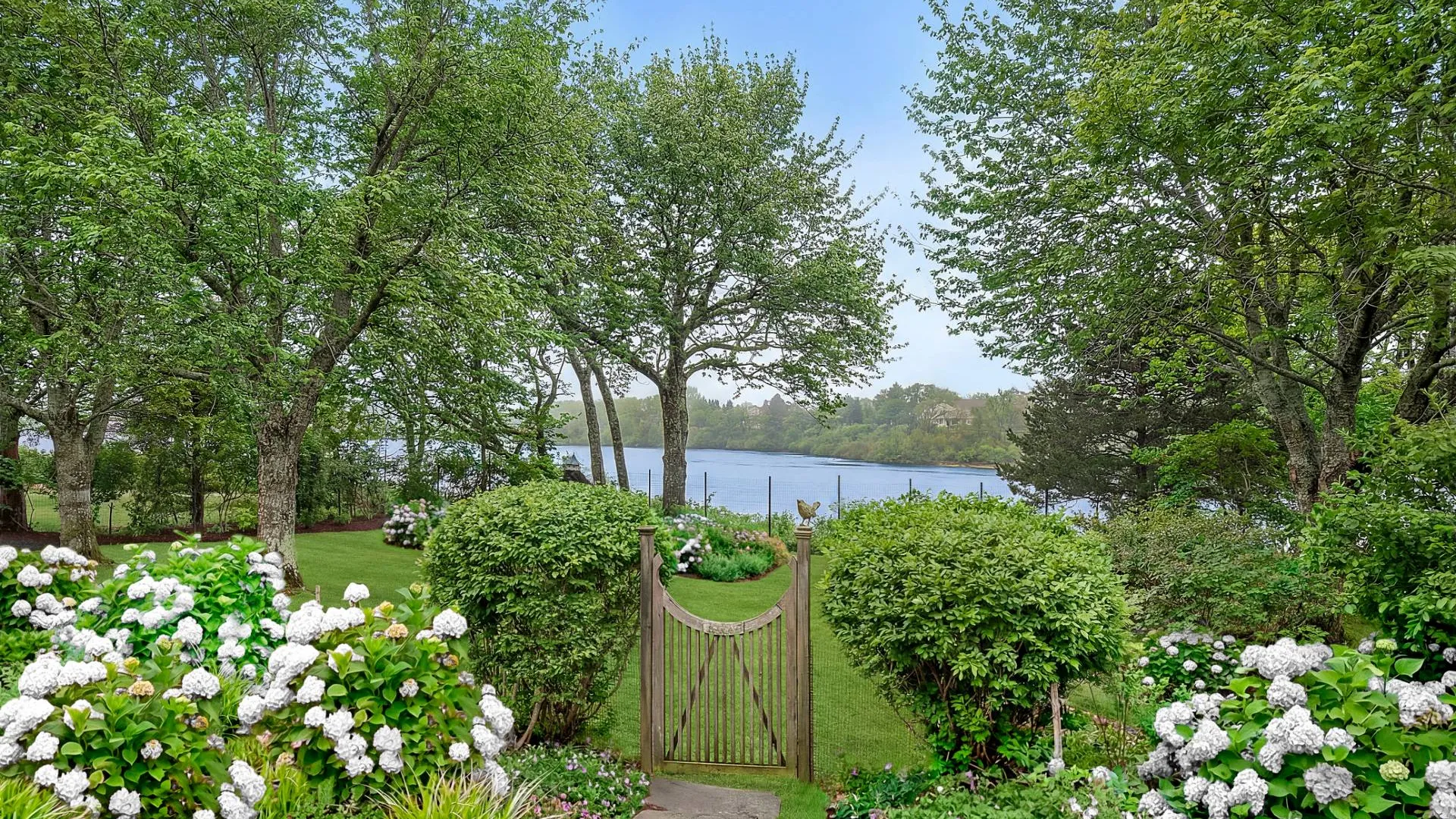 Property at 7 Kellis Way, Bridgehampton, NY 11932 42