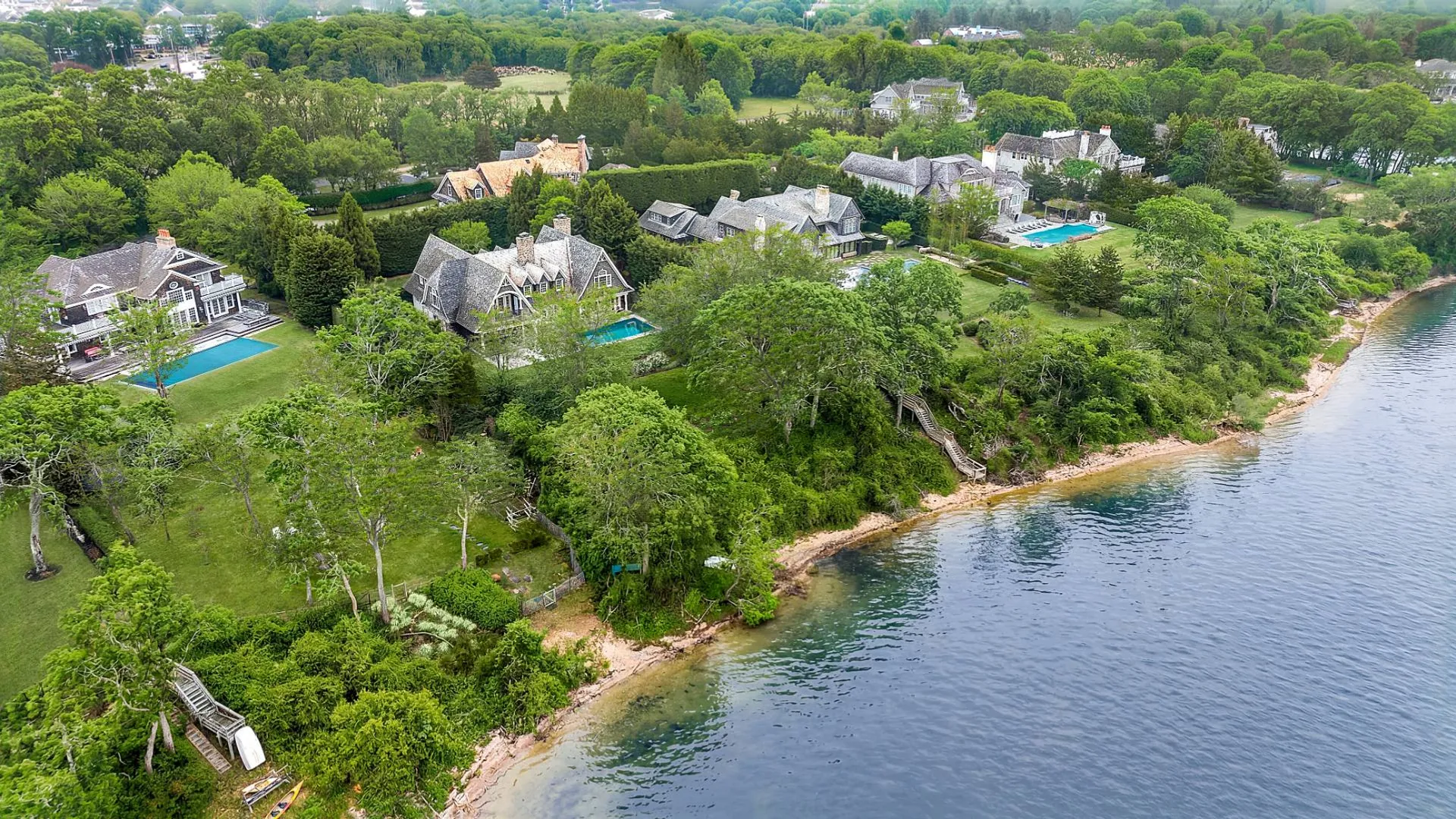 Property at 7 Kellis Way, Bridgehampton, NY 11932 45