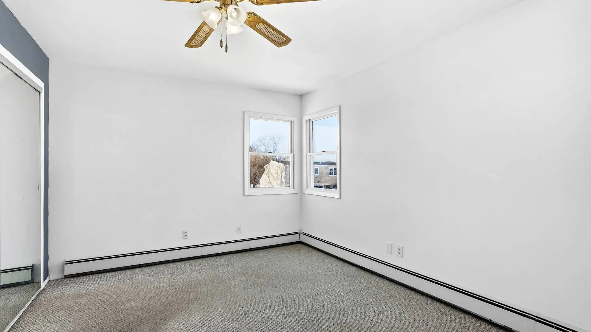 Property at 160 st Mark Ave, Freeport, NY 11520 12