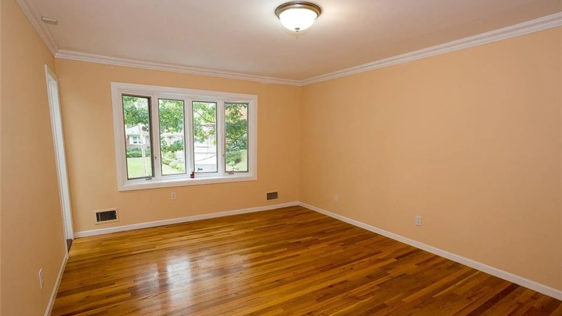 Property at 49 Soulice Place, New Rochelle, NY 10804 10