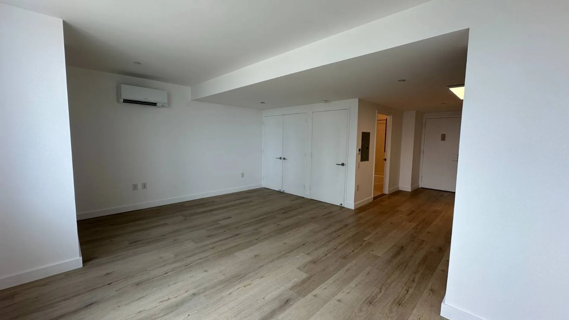 Property at 11 Garden St, New Rochelle, NY 10801 3