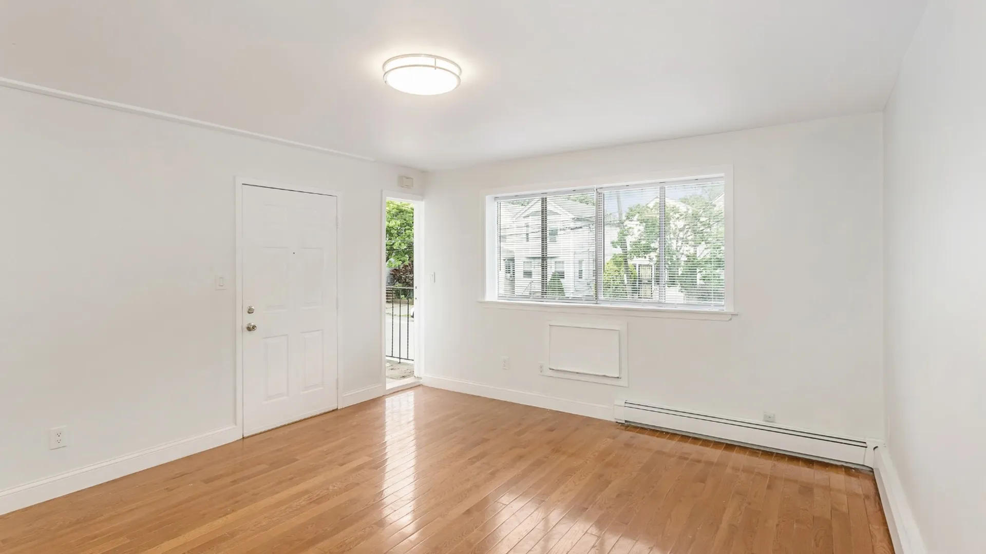 Property at 84-124 Austin St, Kew Gardens, NY 11415 4