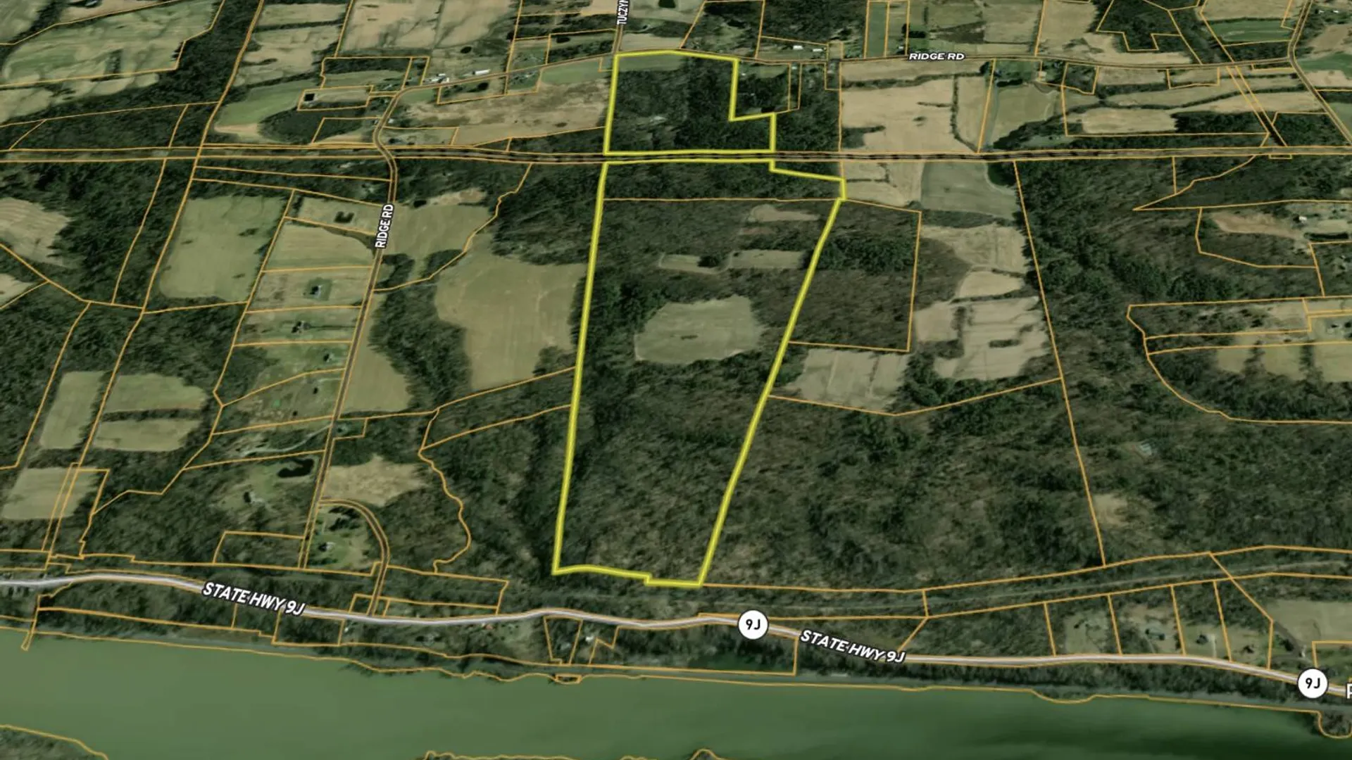 Property at 390 Ridge Rd, Schodack Landing, NY 12156 6