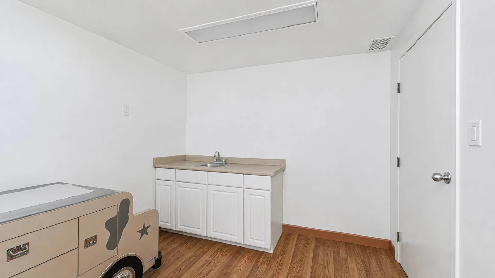 Property at 3767 Richmond Ave, Staten Island, NY 10312 9