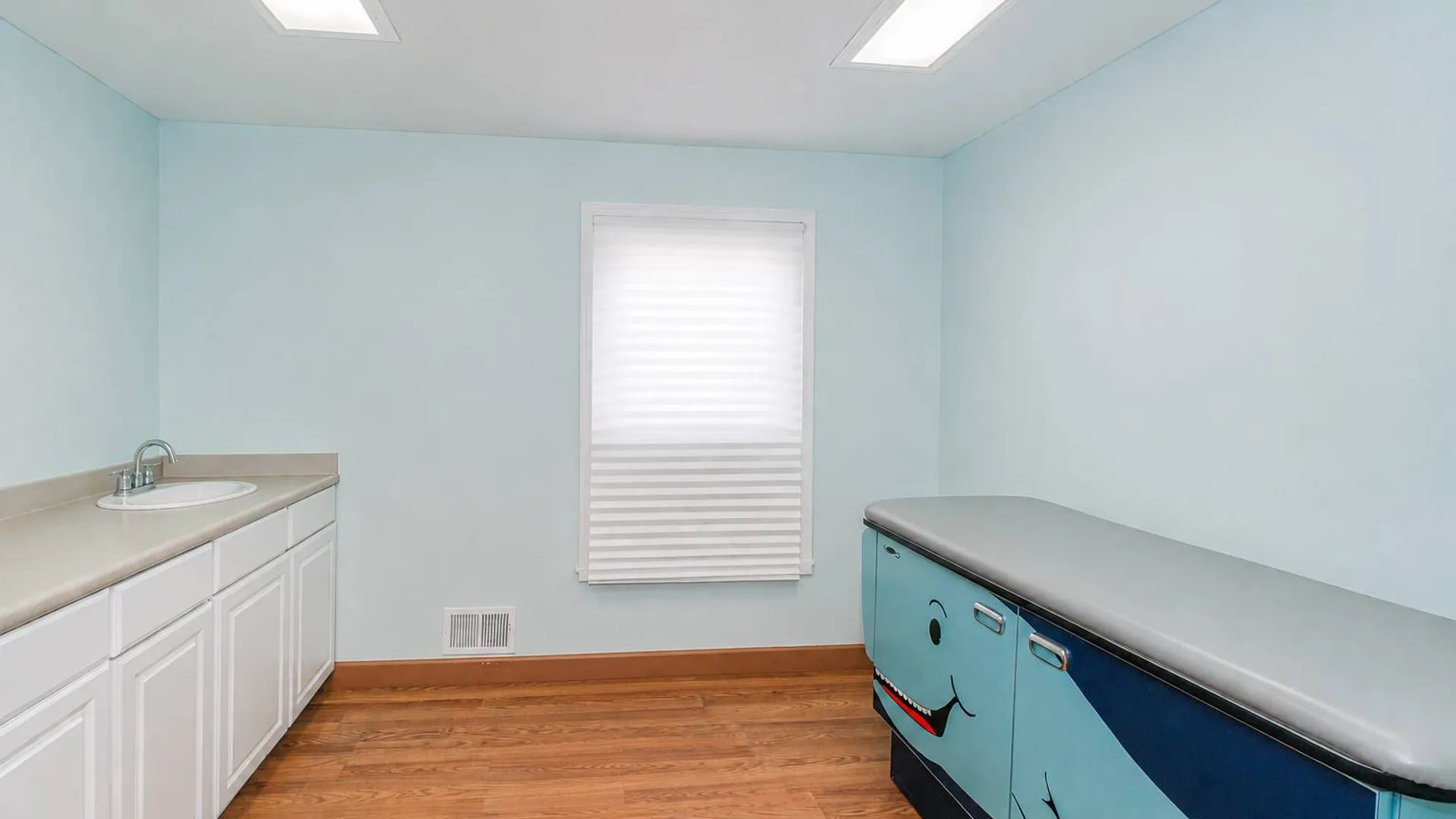 Property at 3767 Richmond Ave, Staten Island, NY 10312 10