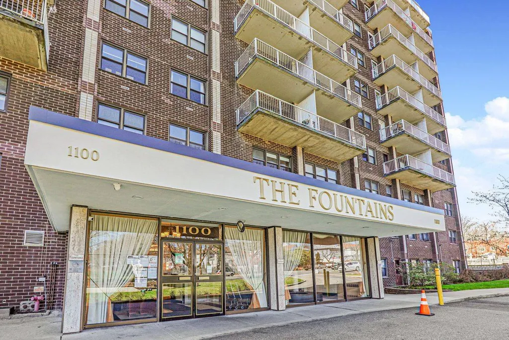Property at 1100 Clove Road, Staten Island, NY 10301