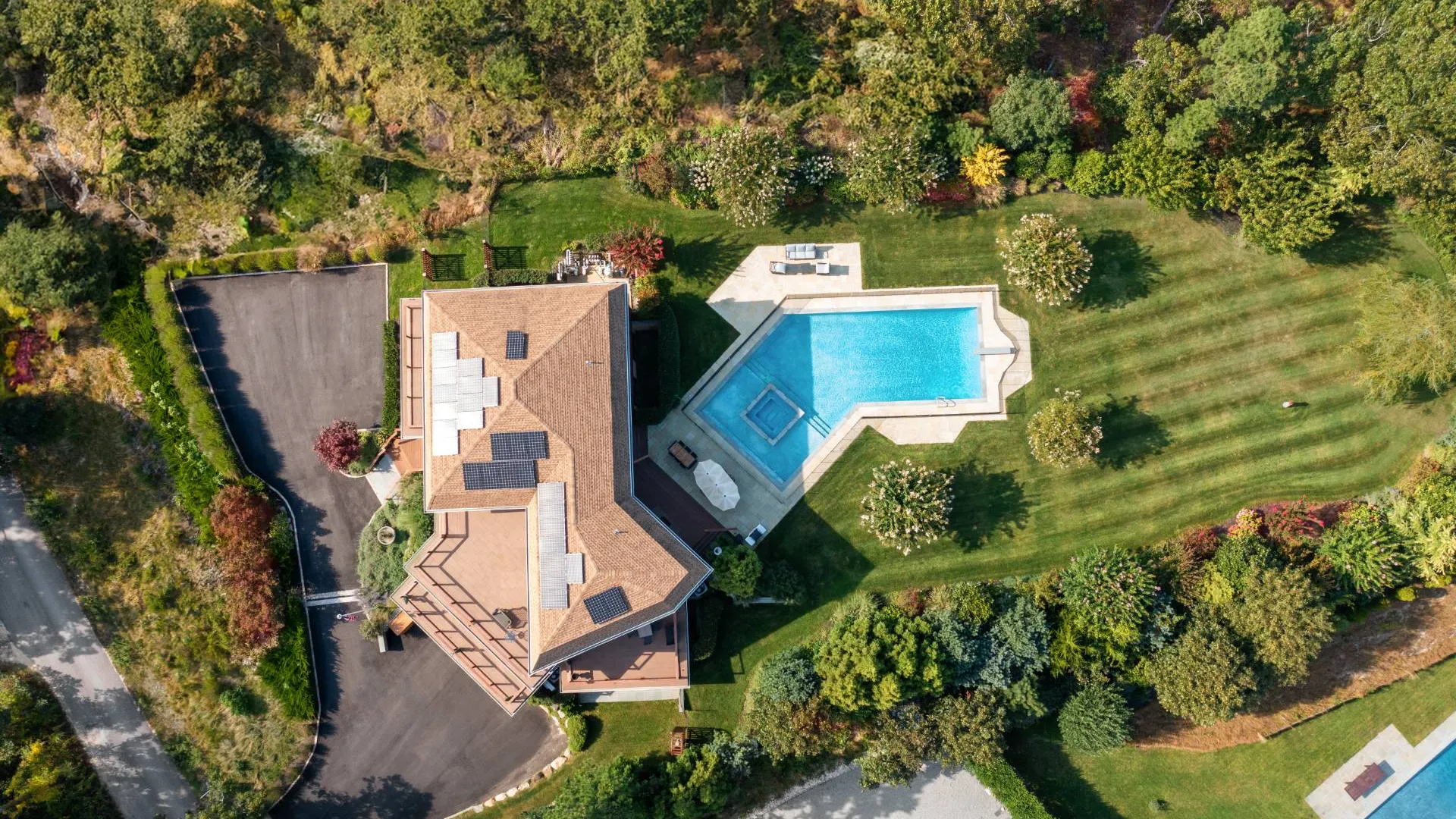 Property at 89 Old Canoe Place Road, Hampton Bays, NY 11946 2