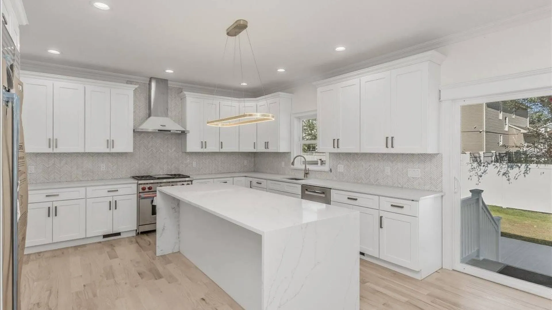 Property at 837 Cleveland St, West Hempstead, NY 11552 12