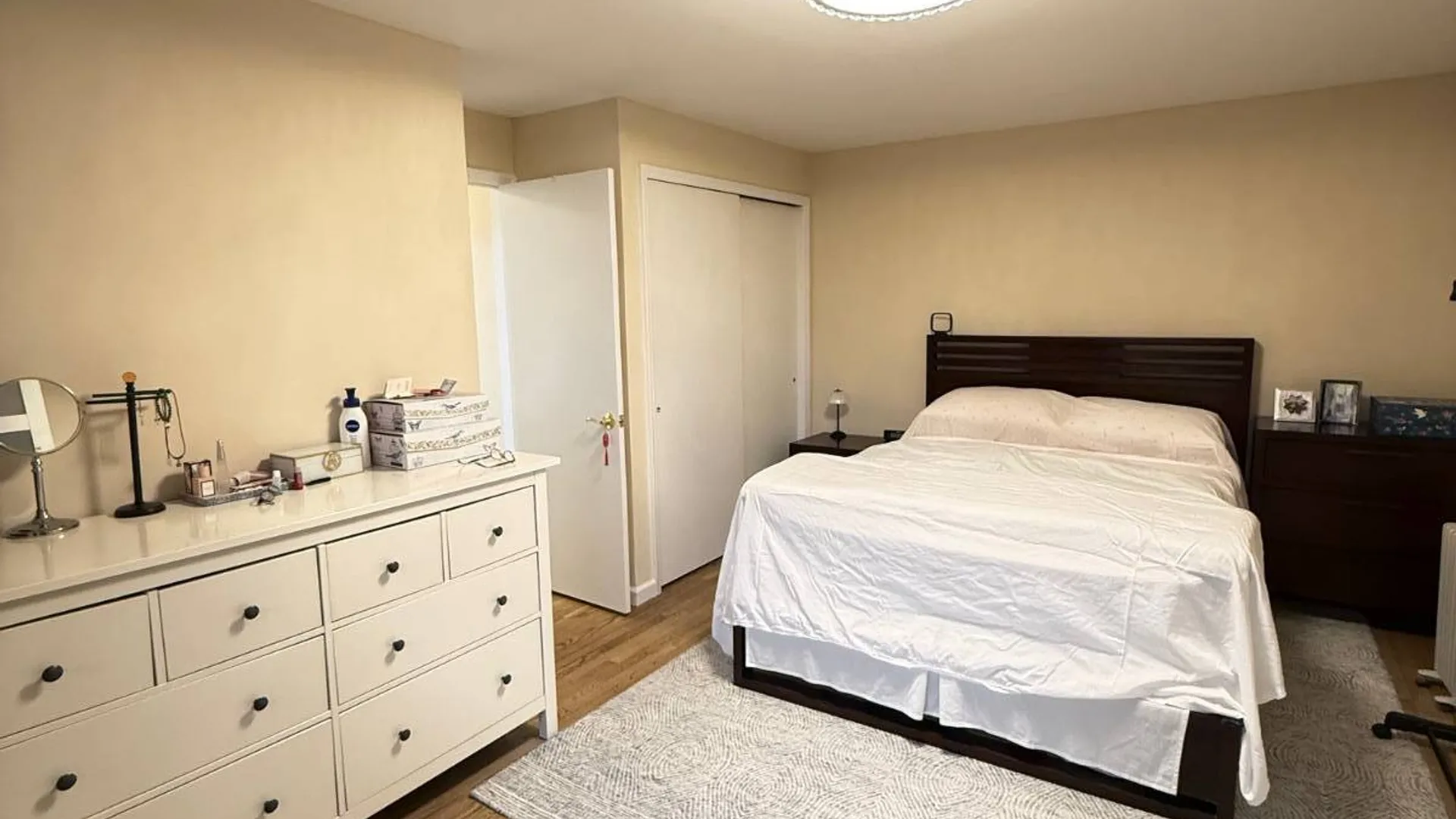 Property at 142-05 Roosevelt Ave., Flushing, NY 11354 7